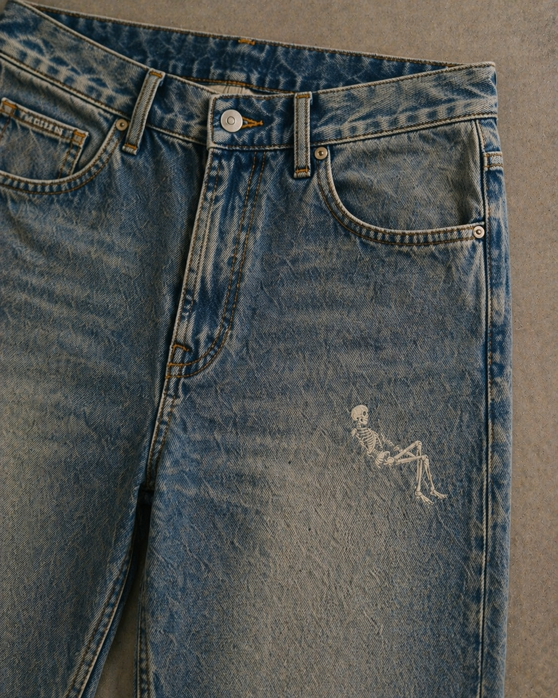 DENIM — RELAXED FIT — “WEAR HUMANITY”